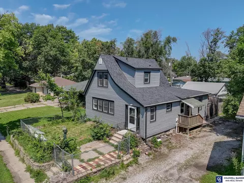 2916 D St, Lincoln, NE 68510