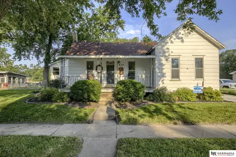 435 S H St, Fremont, NE 68025