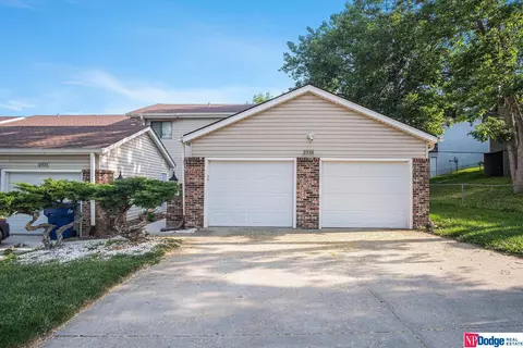 2720 Lloyd St, Bellevue, NE 68005