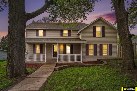 420 N 3 St, Arlington, NE 68002