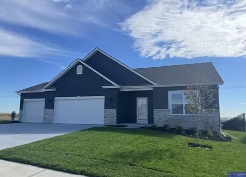 11321 N 169 St, Bennington, NE 68007