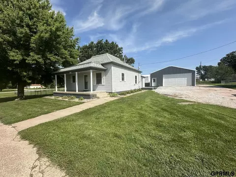 708 Walnut St, Beaver Crossing, NE 68313