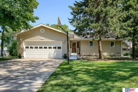 134 W 3rd St, Wahoo, NE 68066