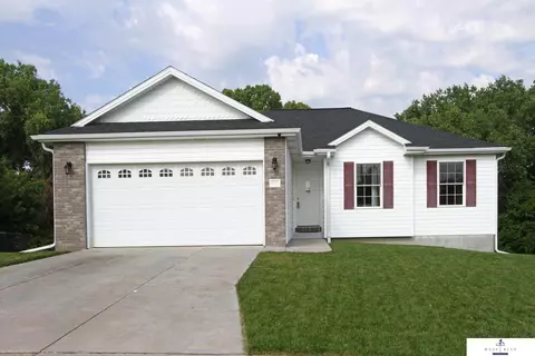 1849 NW Faesy Pl, Lincoln, NE 68528