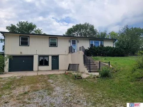1335 196 Rd, Seward, NE 68434
