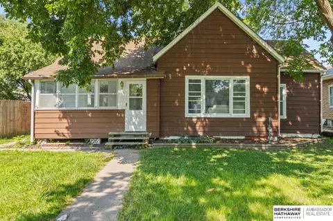 205 N Cedar St, Hooper, NE 68031