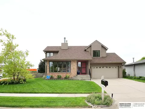 2339 Jean Dr, Fremont, NE 68025
