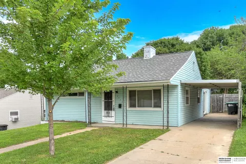 6932 Hamilton St, Omaha, NE 68132