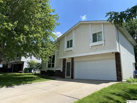 12827 Olive St, Omaha, NE 68138