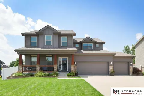 15002 S 20th St, Bellevue, NE 68123