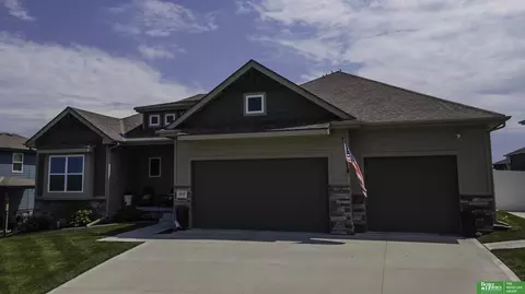 965 Elm Cir, Springfield, NE 68059 photo 5