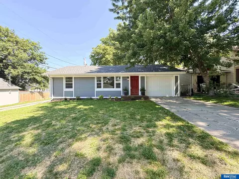 918 Bradford St, Seward, NE 68434