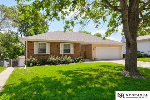 5417 S 104th Ave, Omaha, NE 68127