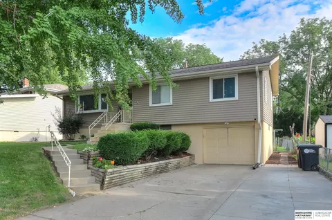 9114 Sprague St, Omaha, NE 68134