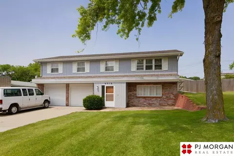 6316 Whitmore St, Omaha, NE 68152