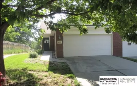 4800 S 55th Ct, Lincoln, NE 68516