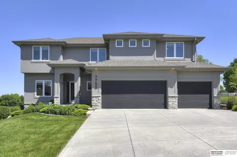 7755 N 153 St, Bennington, NE 68007