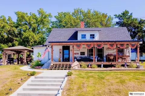 212 24th St, Union, NE 68455
