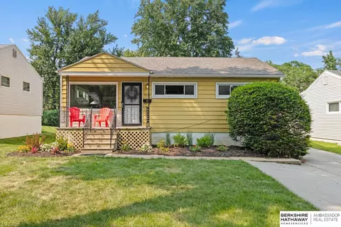 7072 Charles St, Omaha, NE 68132
