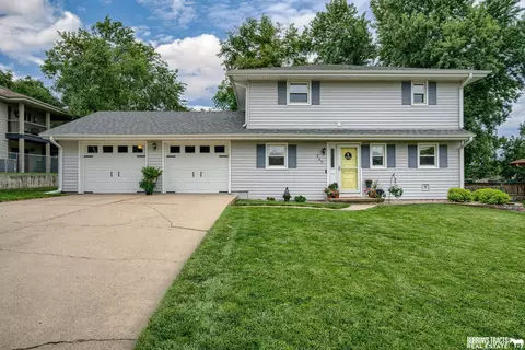 345 Swanson Dr, Syracuse, NE 68446