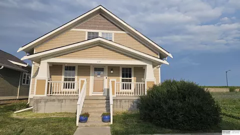 2171 N Maple St, Wahoo, NE 68066