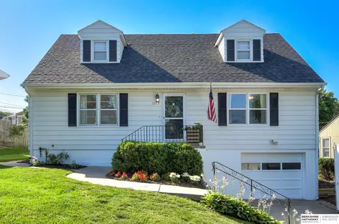 7513 Grant St, Omaha, NE 68134