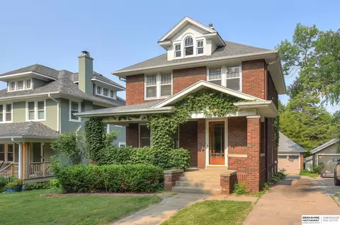 316 S 49th Ave, Omaha, NE 68132