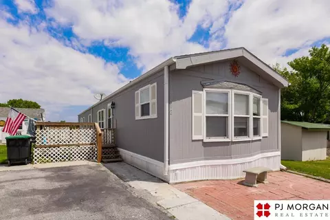 15012 Atlas Plz #229, Omaha, NE 68137
