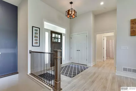 710 N 10th Ave, Springfield, NE 68059 photo 7