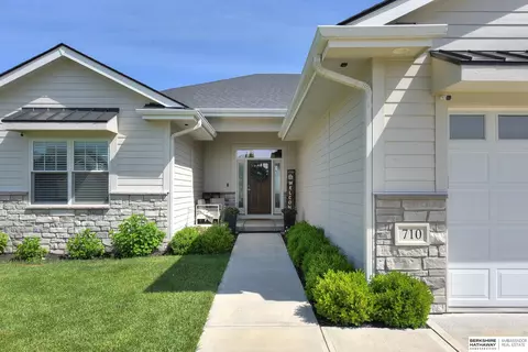 710 N 10th Ave, Springfield, NE 68059 photo 3