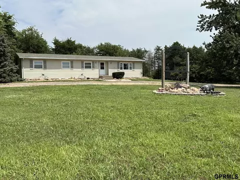 58035 Kelley St, Diller, NE 68342