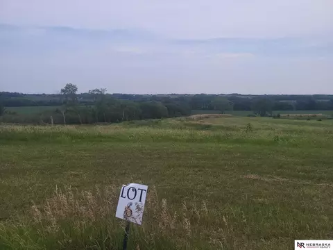 8895 Timber Ridge Ct, Firth, NE 68358
