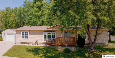 1101 SW 21st Street Ct, Lincoln, NE 68522