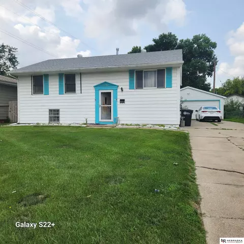 5016 Marshall Dr, Omaha, NE 68137