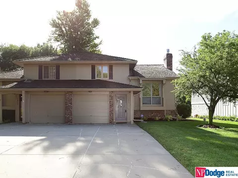 1615 N 123 St, Omaha, NE 68154