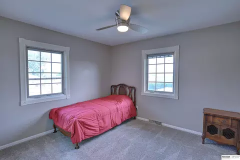 690 Elm St, Springfield, NE 68059 photo 16