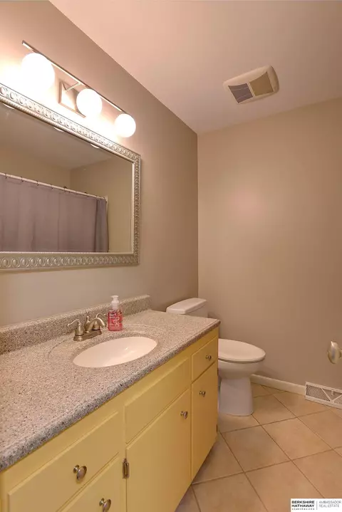 690 Elm St, Springfield, NE 68059 photo 15