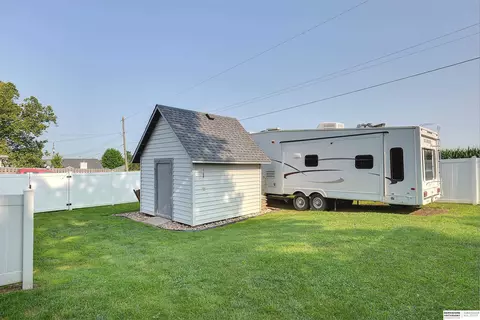 690 Elm St, Springfield, NE 68059 photo 20
