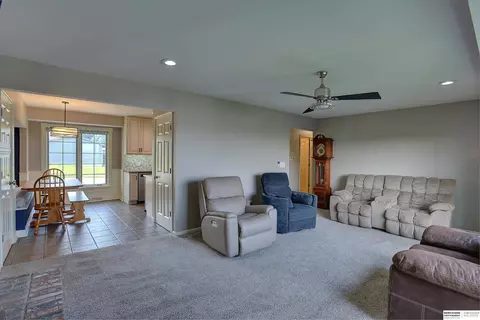 690 Elm St, Springfield, NE 68059 photo 8