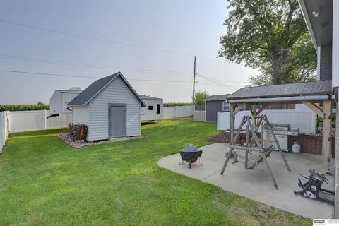 690 Elm St, Springfield, NE 68059 photo 18