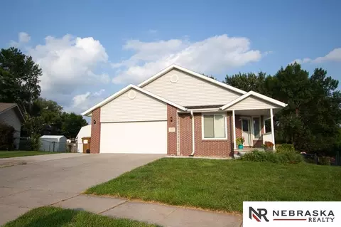 1933 Boston Cir, Lincoln, NE 68521