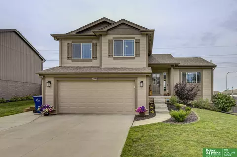 13902 S 47 St, Bellevue, NE 68133
