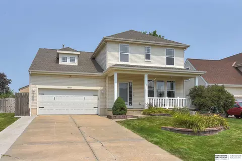 16408 Corby St, Omaha, NE 68116