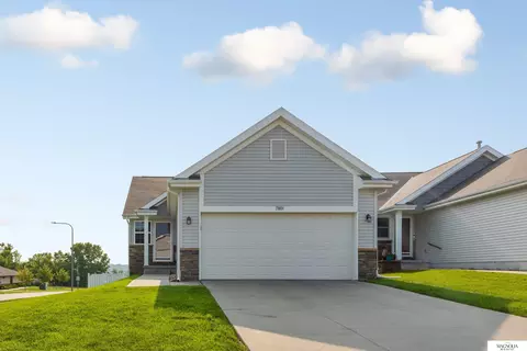 7801 S 23rd St, Bellevue, NE 68147