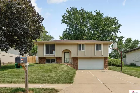 2411 N 143rd St, Omaha, NE 68164