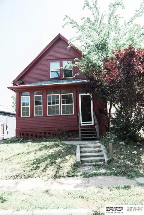 2405 Emmet St, Omaha, NE 68111