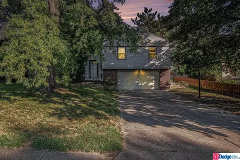 16024 Arbor St, Omaha, NE 68130
