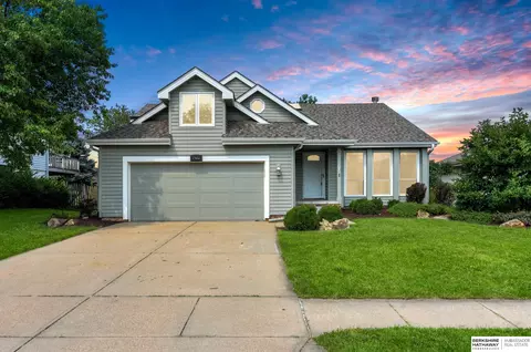 17054 Orchard Ave, Omaha, NE 68135