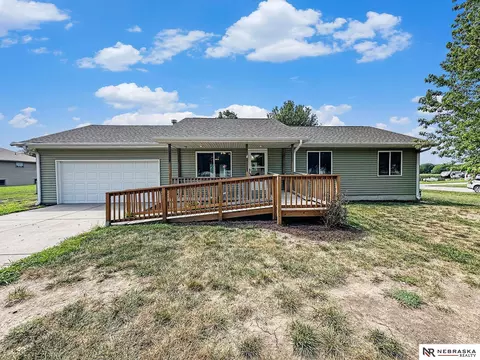 401 Grand St, Greenwood, NE 68366