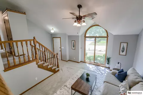 4900 Bunker Hill Rd, Lincoln, NE 68521